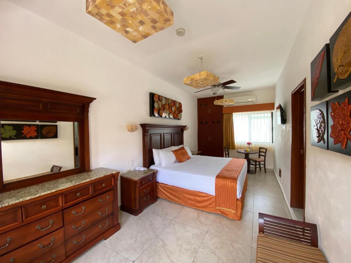 Hotel Las Golondrinas ปลายาเดลการ์เมน ภายนอก รูปภาพ