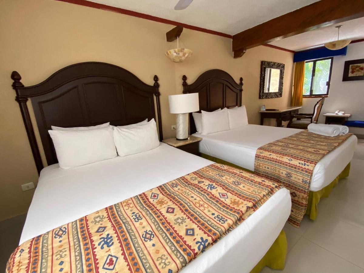 Hotel Las Golondrinas ปลายาเดลการ์เมน ภายนอก รูปภาพ