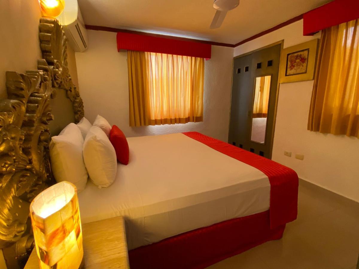 Hotel Las Golondrinas ปลายาเดลการ์เมน ภายนอก รูปภาพ